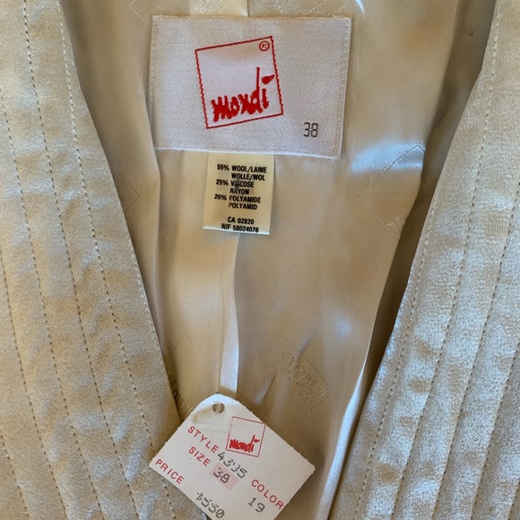 Jacket - Picture 4 of 5